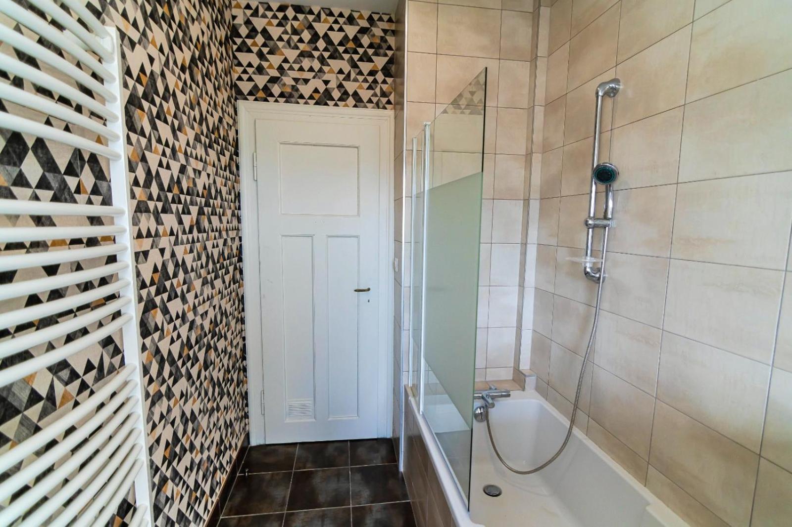 Apartment Bel Ami: Modern Chic With Garden Access In Center Schiltigheim